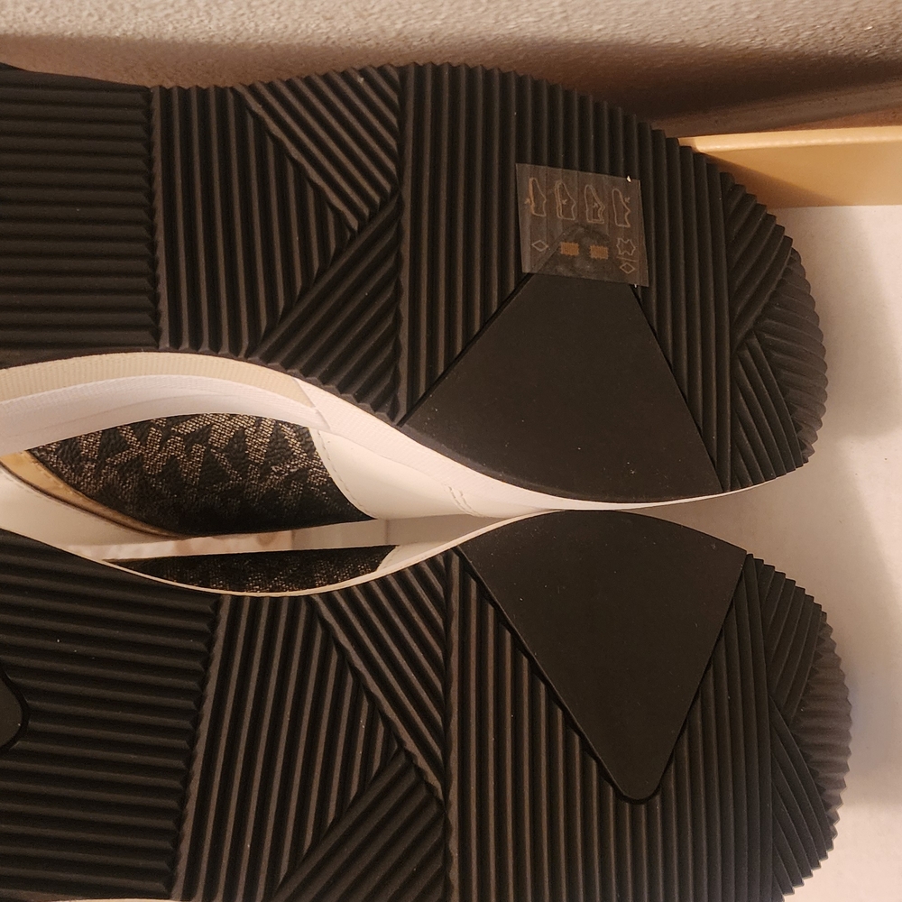 Michael Kors White and Black High-Top Sneakers - Picture 6 of 7